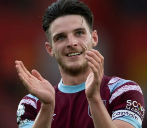 赖斯：从定位球新星到战术核心的崛起之路