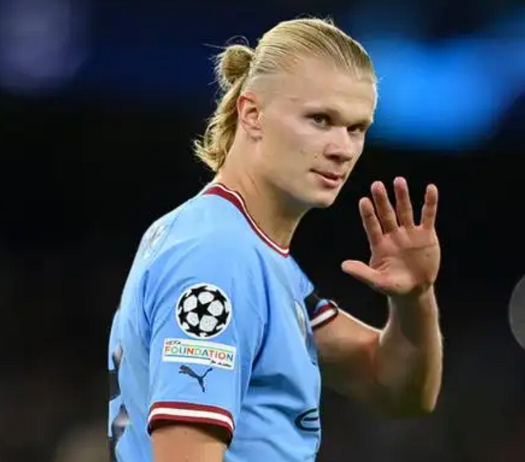 曼城官推趣事：哈兰德“暴怒”背后的射术隐喻与赛场风云