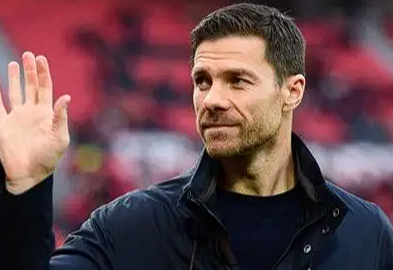 皇马官宣解雇阿隆索，少帅执教生涯短暂且波折